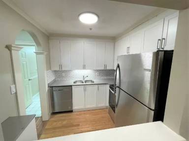 Main picture of 159 Bittersweet Ln