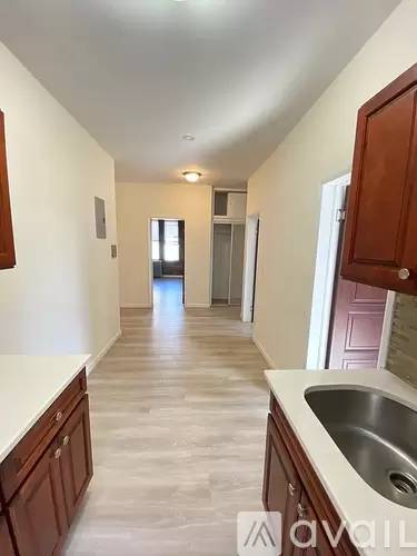 Main picture of 3060 Brighton 12th St