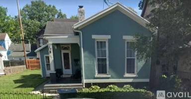 Main picture of 524 Oak St