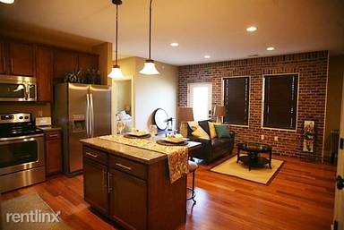 Main picture of 19009-19 Marcy St