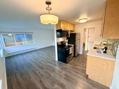 Main picture of 501 Malden Ave E