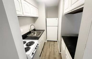Main picture of 714 Clifton Colony Dr