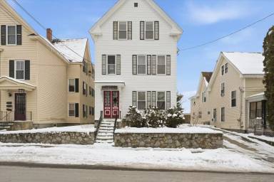 Main picture of 135 Sagamore St