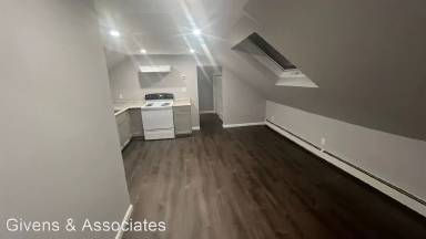 Main picture of 228 Broadway