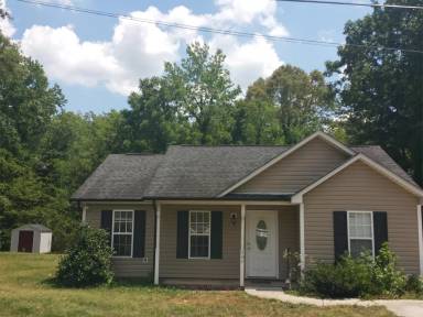 Main picture of 317 Echo Ave