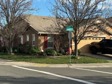 Main picture of 8601 Statue Way