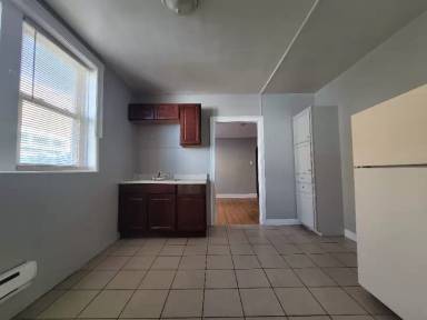 Main picture of 8348 S Maryland Ave