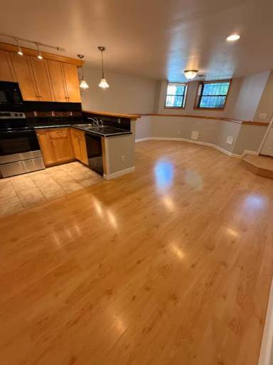 Main picture of 2020 1st St NW