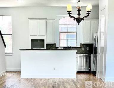 Main picture of 4108 Lafayette St