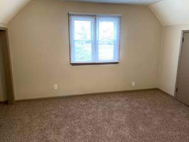 Main picture of 804 S 35th St