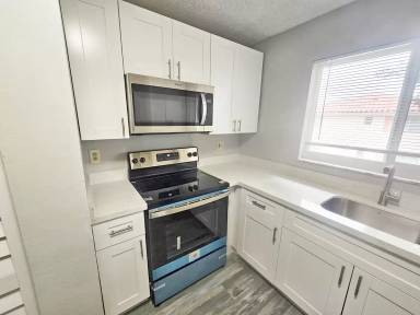 Main picture of 11195 Royal Palm Blvd