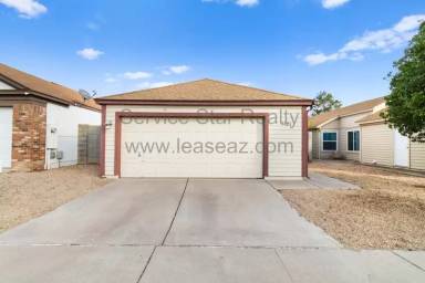 Main picture of 18823 N 33rd Dr