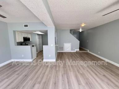 Main picture of 2623 Fan Palm Dr