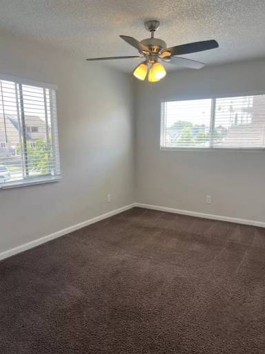 Main picture of 1037 W 92nd St