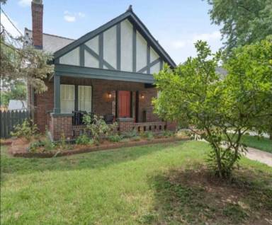 Main picture of 1002 Fairwin Ave