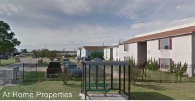 Main picture of 2705 Poplar Cir