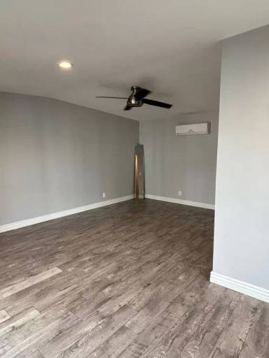 Main picture of 2839 Charlemagne Ave