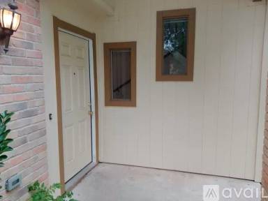 Main picture of 1128 Royal Crest Dr