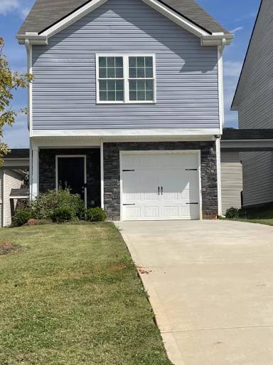 Main picture of 802 Carlton Pointe Pl