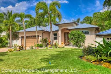 Main picture of 204 Pine Rd