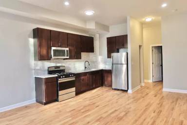 Main picture of 1303 S Christiana Ave