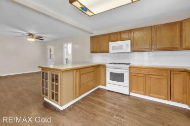 Main picture of 1365 Bridgewood Ln
