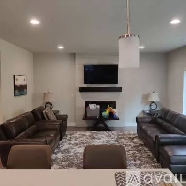 Main picture of 12324 67th Ave SE