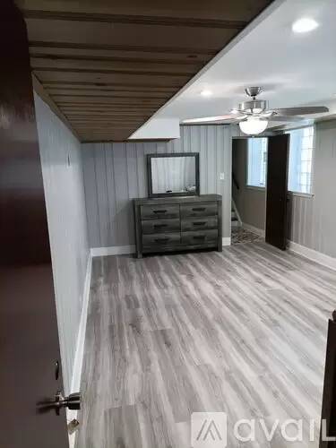 Main picture of 8227 S Chappel Ave