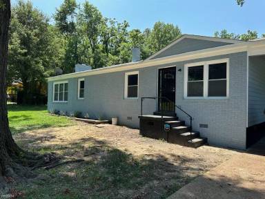 Main picture of 3575 Debby Dr
