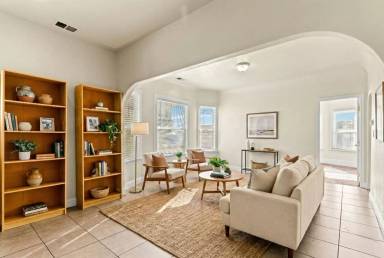 Main picture of 518 W MacArthur Blvd