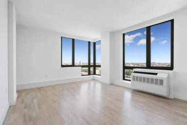 Main picture of 624 Flatbush Ave