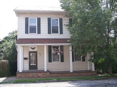 Main picture of 151 N 2nd St