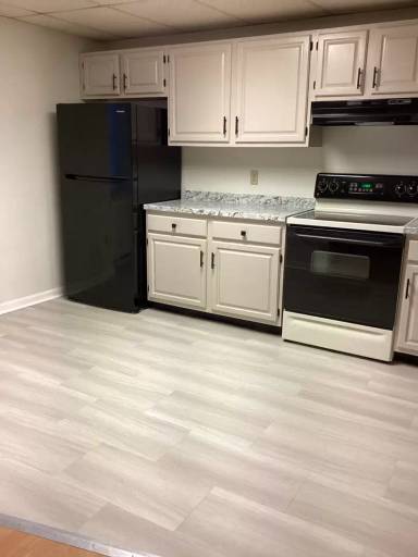 Main picture of 250 W 2nd St