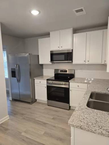 Main picture of 7258 Crestside Dr