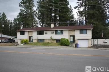 Main picture of 3017 S University Rd