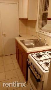 Main picture of 235 Franklin St