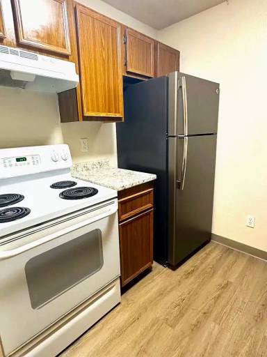 Main picture of 545 E 11th Ave