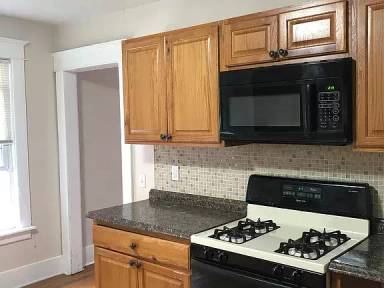 Main picture of 122 Barton Ave