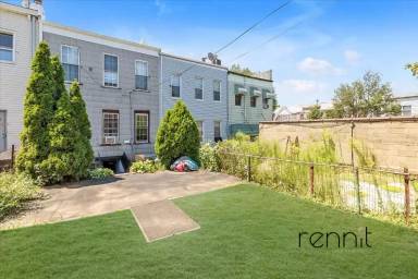 Main picture of 279 Onderdonk Ave