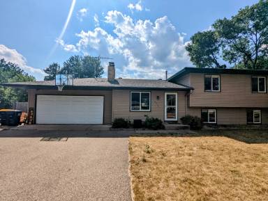 Main picture of 16317 Flagstaff Ave W