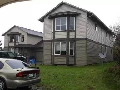 Main picture of 535 208th Ave NE