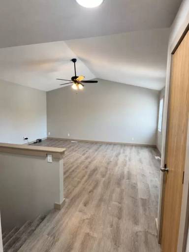 Main picture of 3920 S 56th St