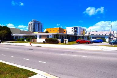 Main picture of 2131 SW 1st St