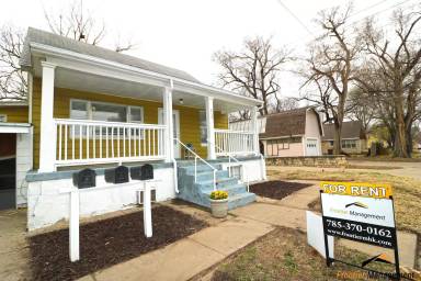 Main picture of 412 S 10th St