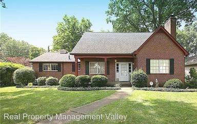 Main picture of 4907 Virginia Ave SE