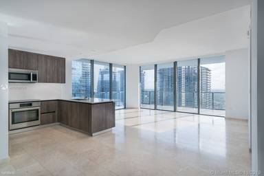 Main picture of Reach at Brickell City Center