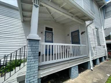 Main picture of 3315 Iberville St