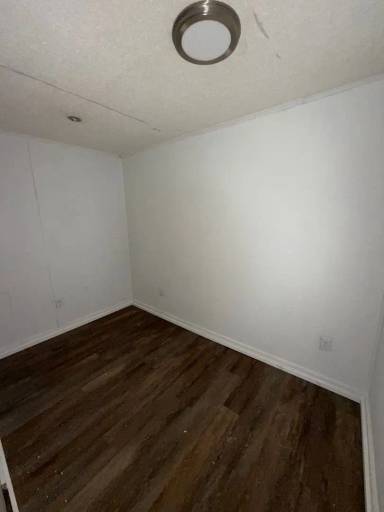 Main picture of 3081 Sunrise St