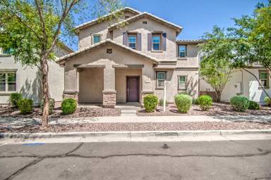 Main picture of 4068 E Devon Dr