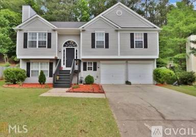 Main picture of 384 Darter Run NW